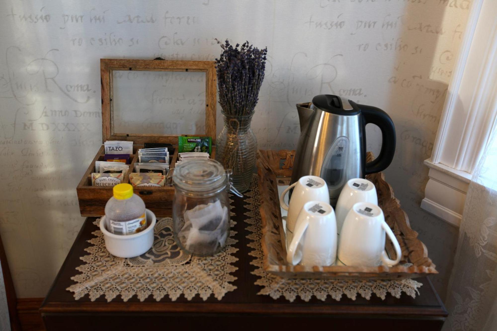 Twin Peaks B&B Mindemoya Buitenkant foto